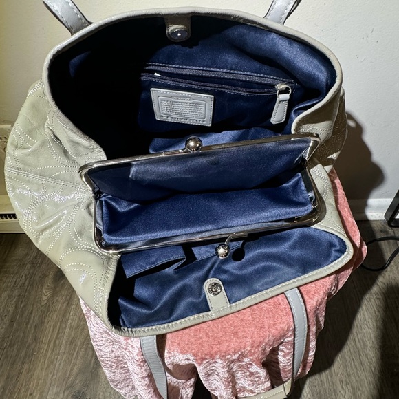 Coach bag gray patten leather - Picture 6 of 12